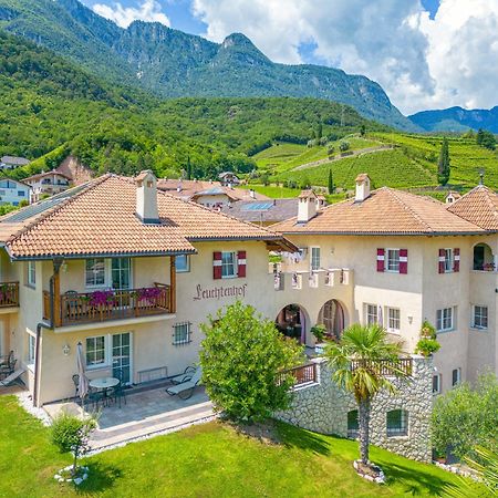 Leuchtenhof Caldaro Exterior foto