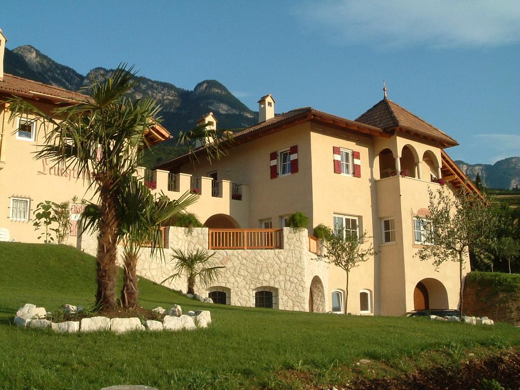 Leuchtenhof Caldaro Exterior foto
