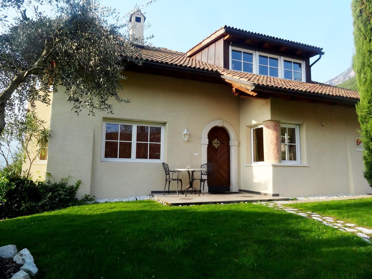 Leuchtenhof Caldaro Exterior foto